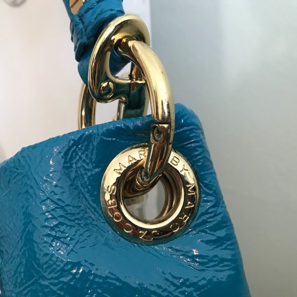 Marc by Marc Jacobs | Navy Blue Bicolor Patent Leather Classic Q Hillier Bag - Picture 6 of 10